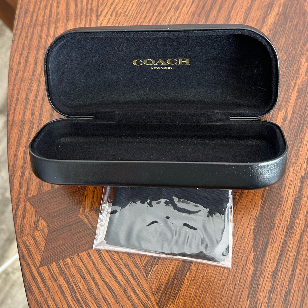 Coach Brooklyn HC 6040. Dark Tortoise / Teal
Eyeglasses Frames - Picture 9 of 14